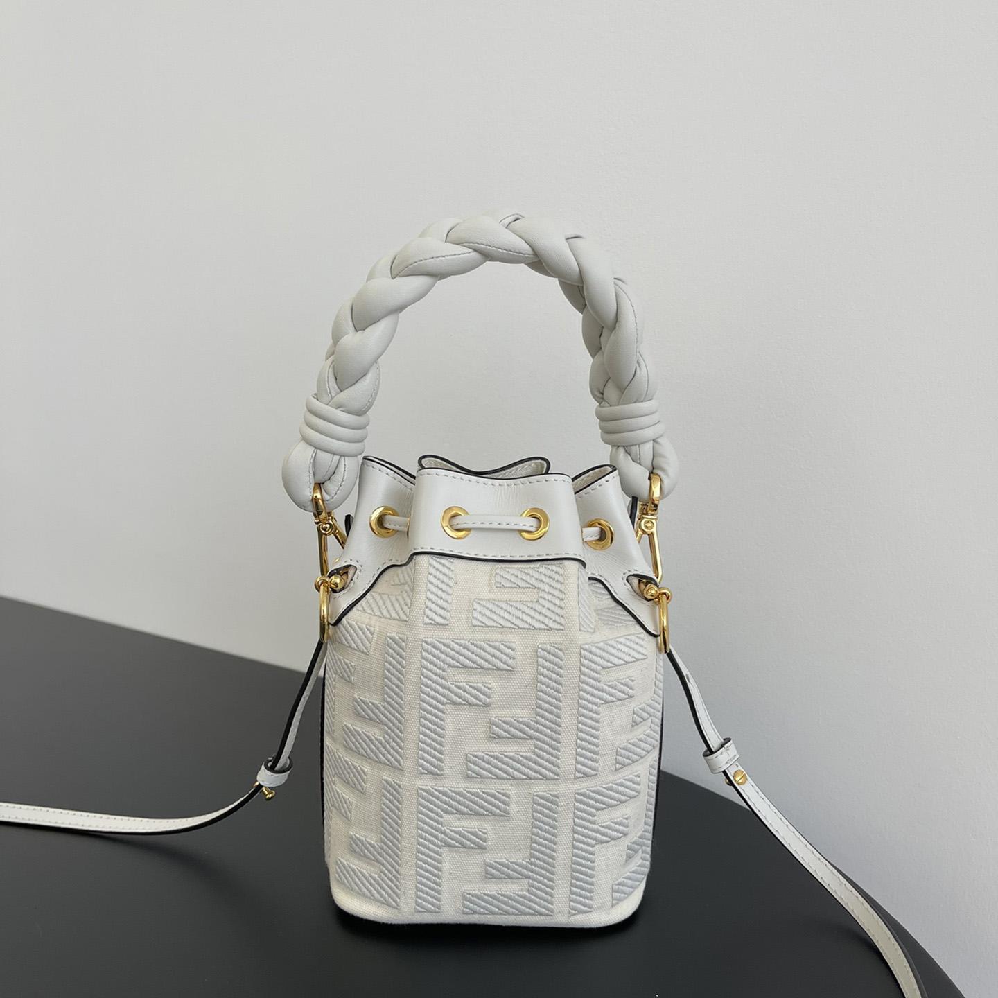 Fendi Bucket Bag (18-12-10cm) - DopestKickz