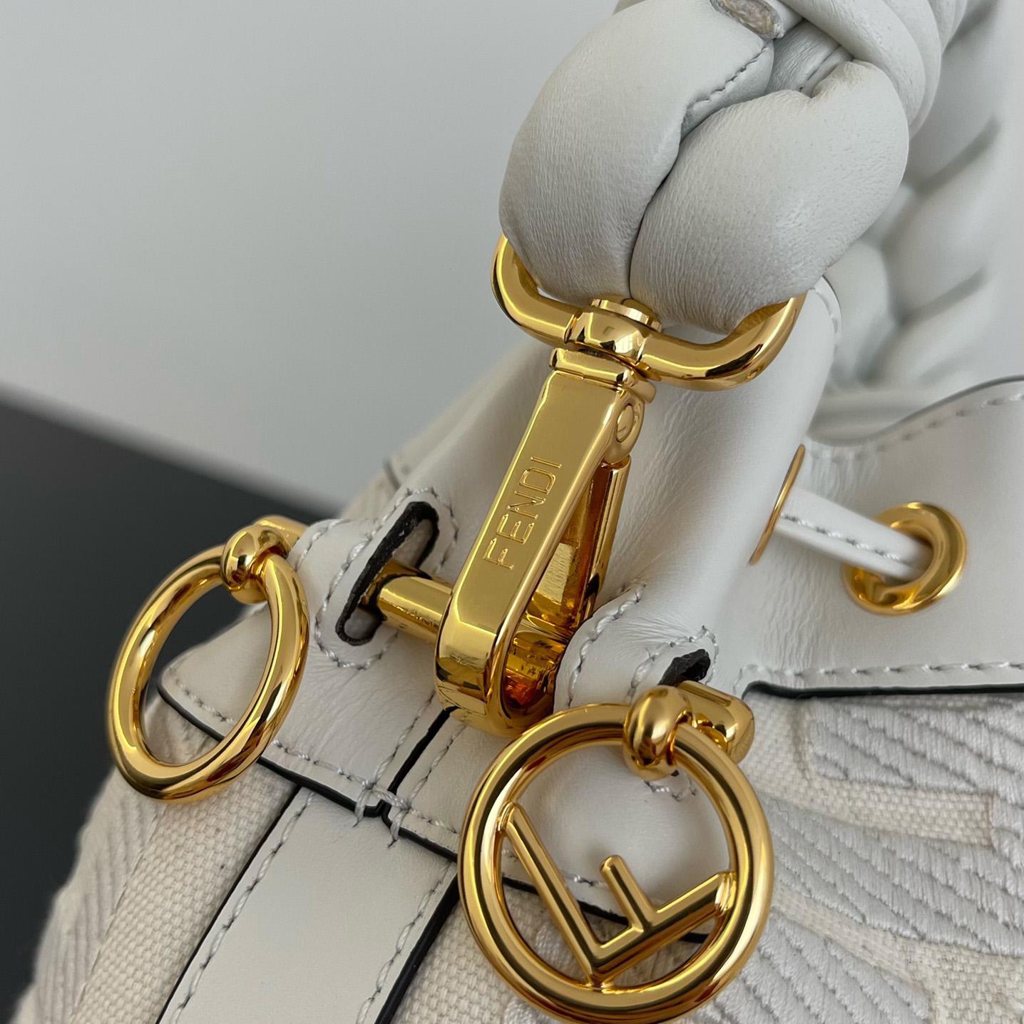 Fendi Bucket Bag (18-12-10cm) - DopestKickz