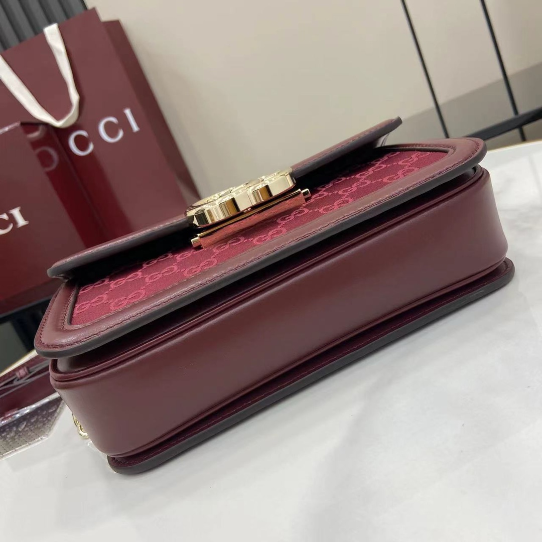 Gucci Go Small Shoulder Bag - DopestKickz