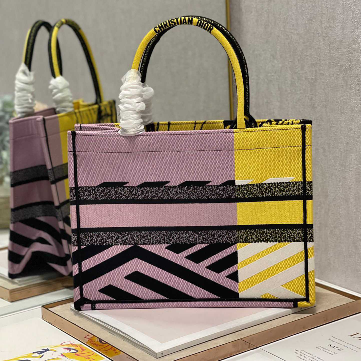 Dior Book Tote   36×28 cm - DopestKickz