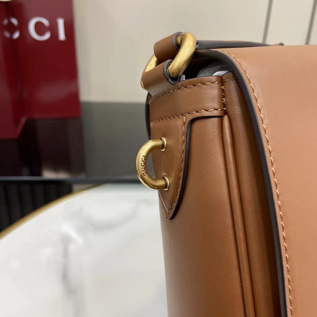 Gucci GG Emblem Medium Crossbody Bag - DopestKickz