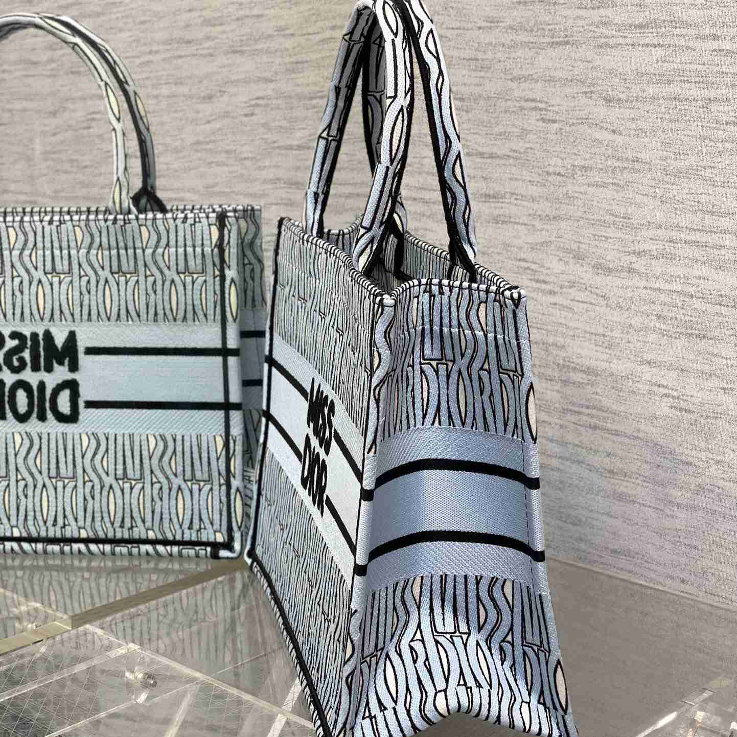 Dior 'Miss Dior 'Book Tote    36*18*28cm - DopestKickz