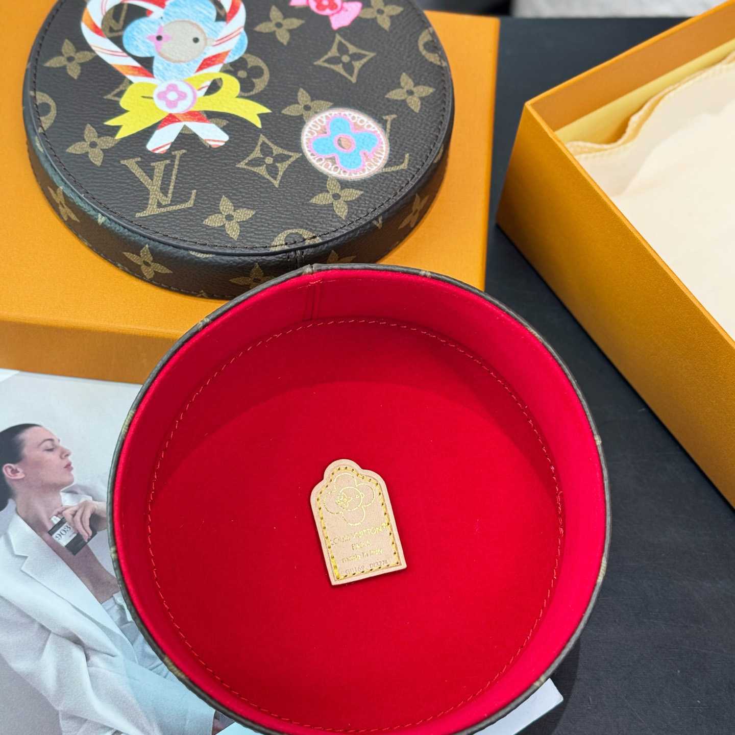 Louis Vuitton Vivienne Candy Box   GI1169 - DopestKickz