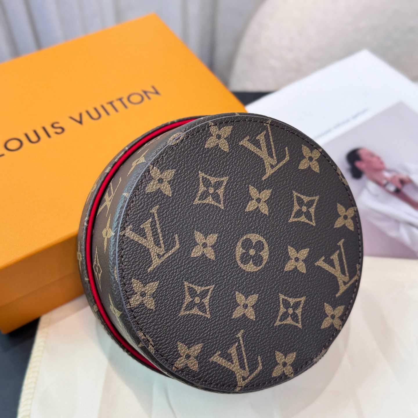 Louis Vuitton Vivienne Candy Box   GI1169 - DopestKickz