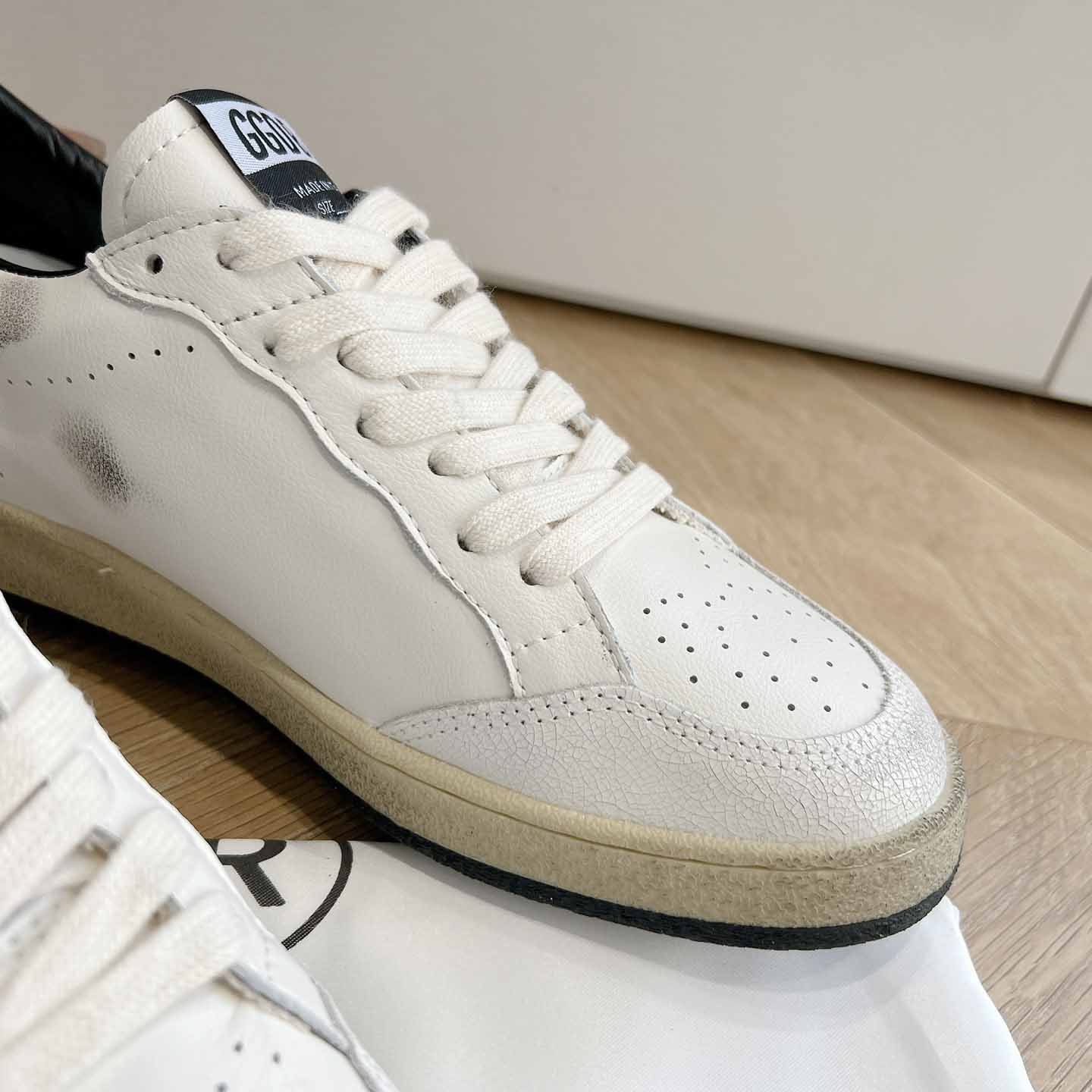 Golden Goose Sneakers - DopestKickz