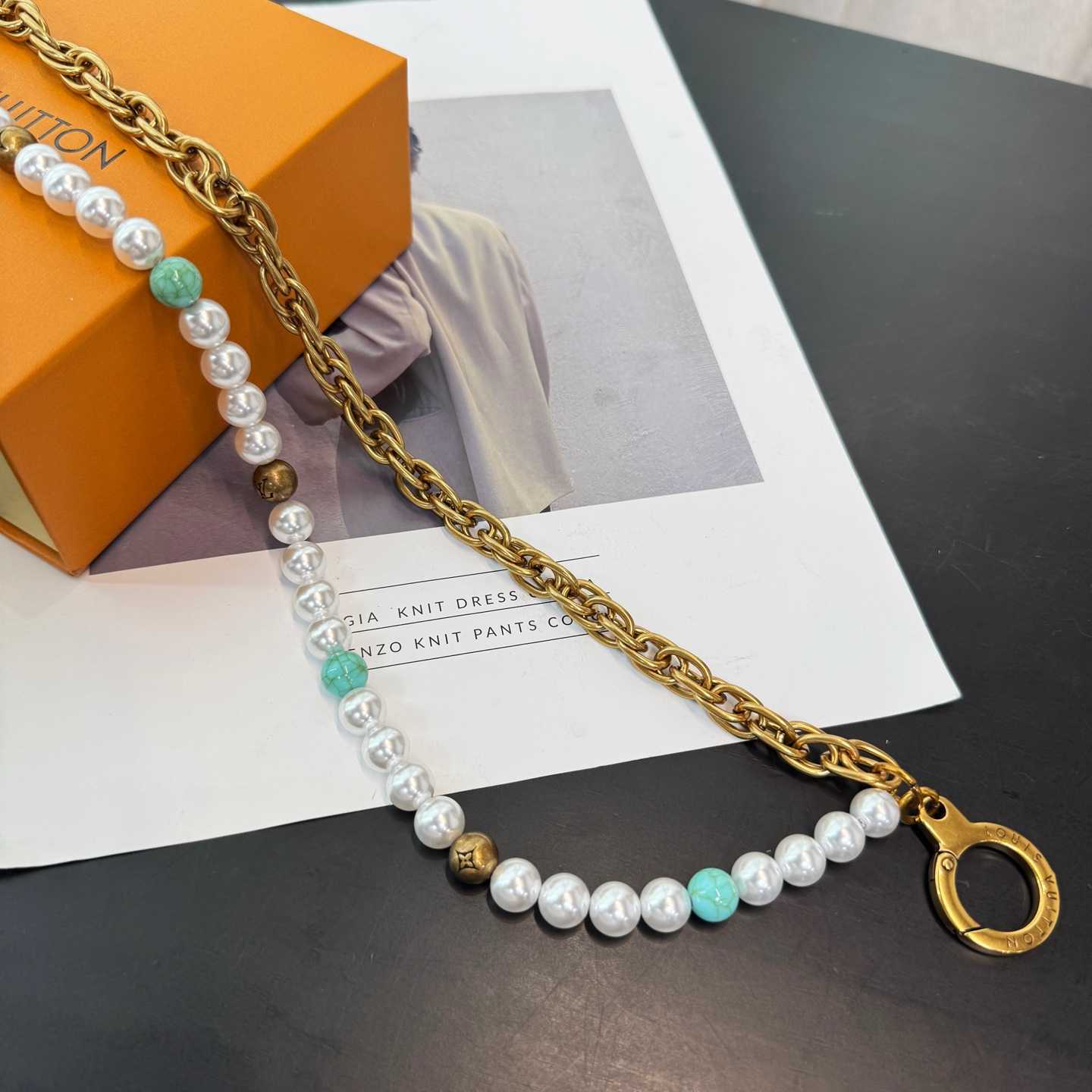 Louis Vuitton Pearls Chain Belt and Bag Charm   M02097 - DopestKickz