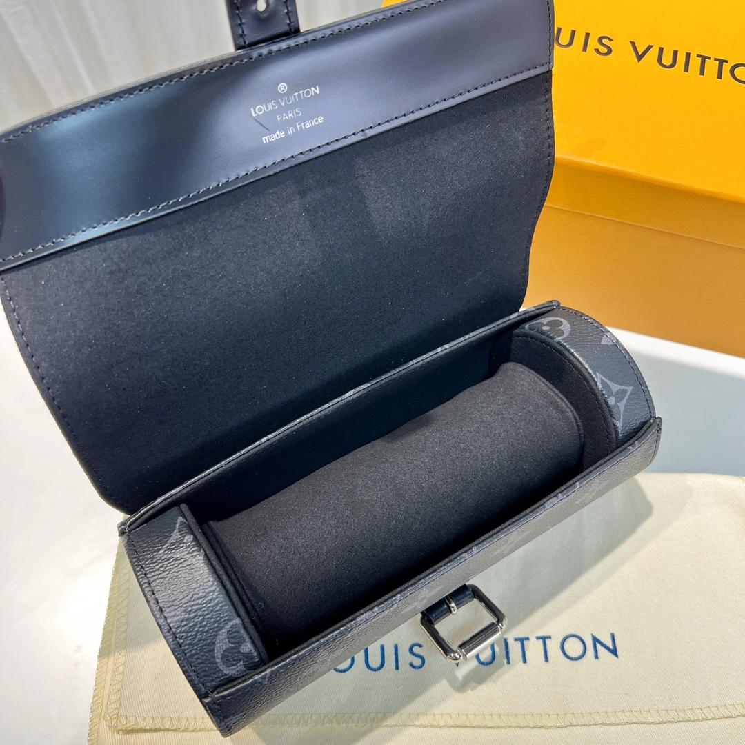 Louis Vuitton Etui 3 Montres     - DopestKickz