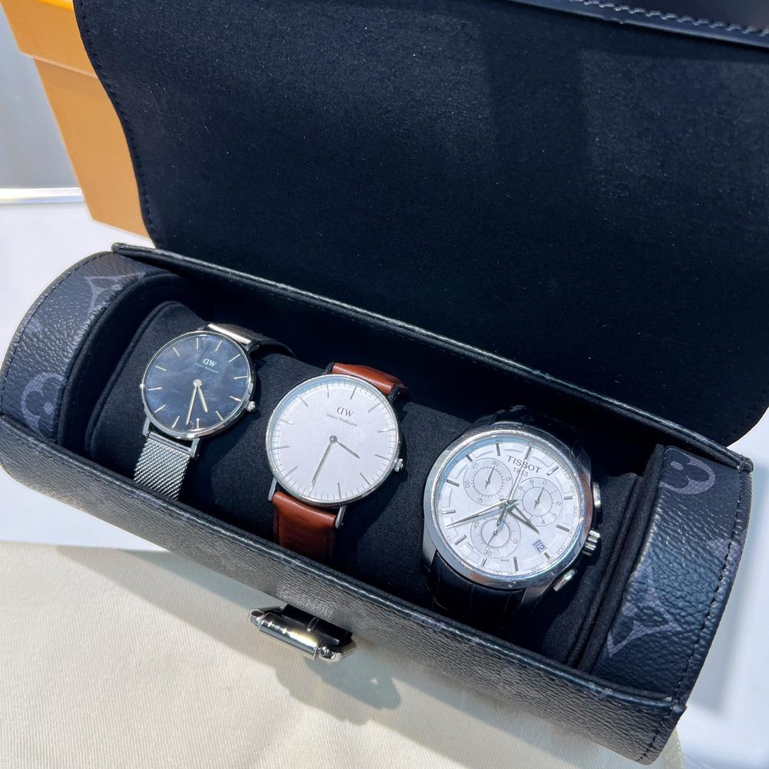 Louis Vuitton Etui 3 Montres     - DopestKickz