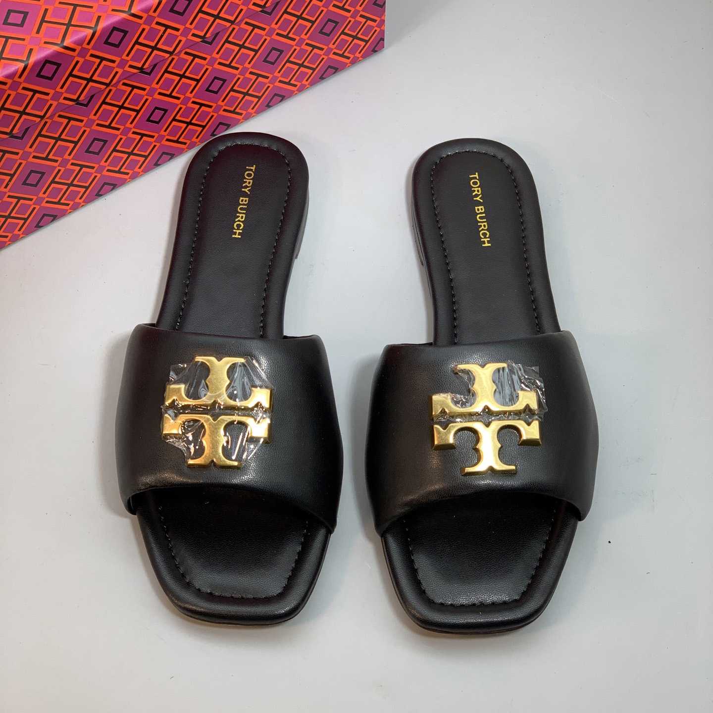 Tory Burch Eleanor Slide Sandal - DopestKickz