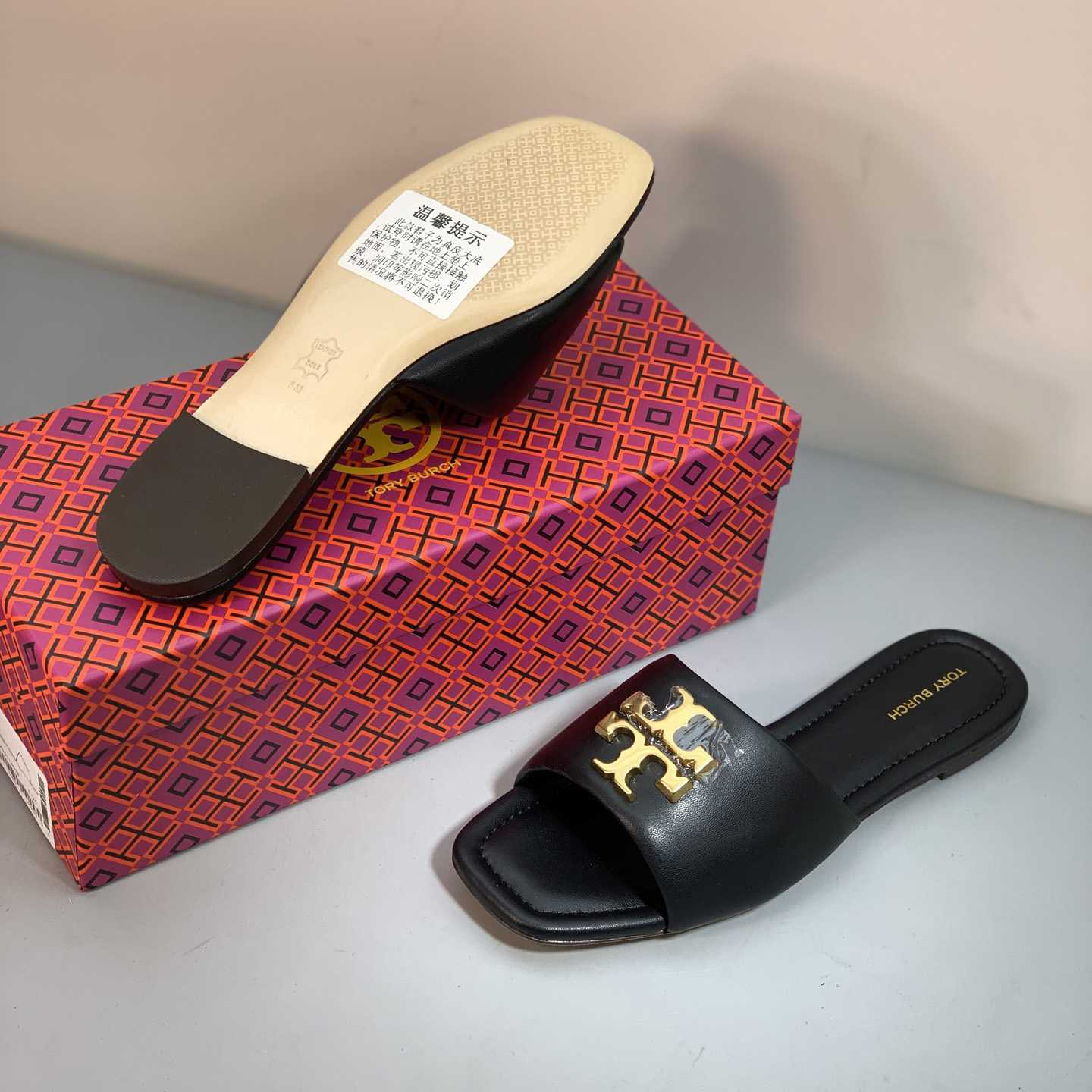 Tory Burch Eleanor Slide Sandal - DopestKickz