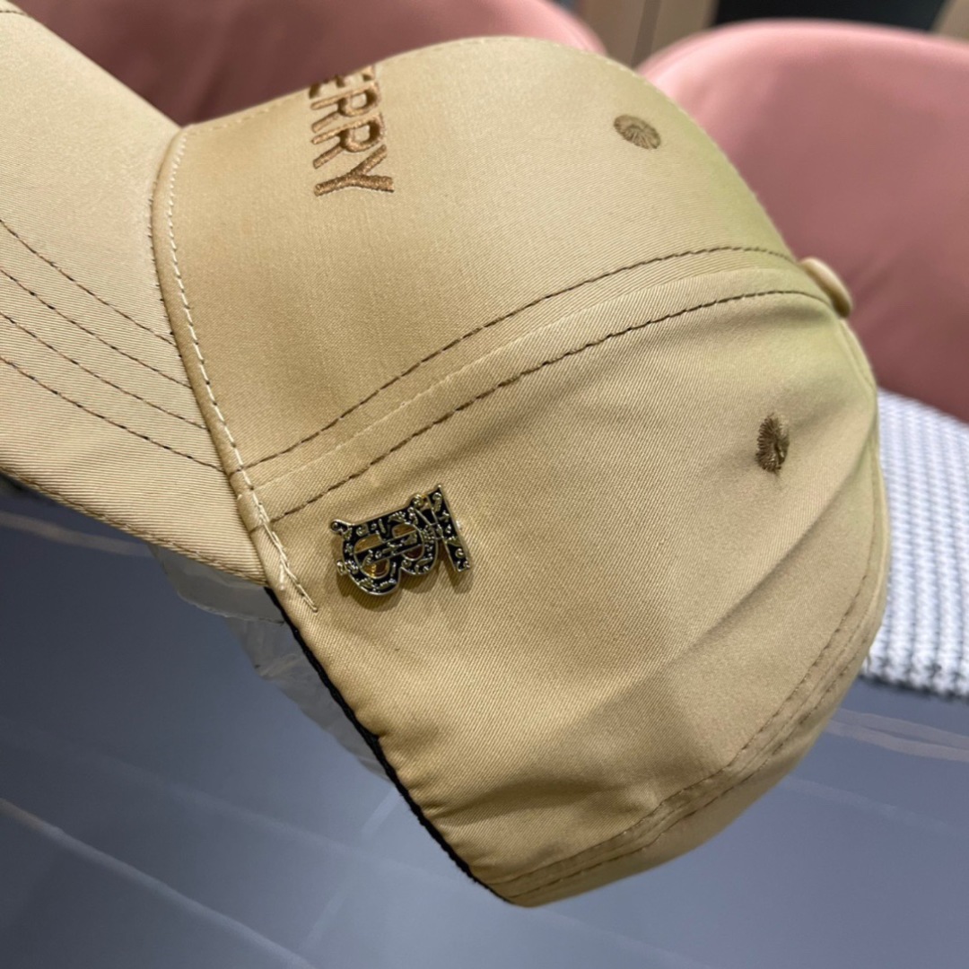 Burberry Baseball Cap - DopestKickz