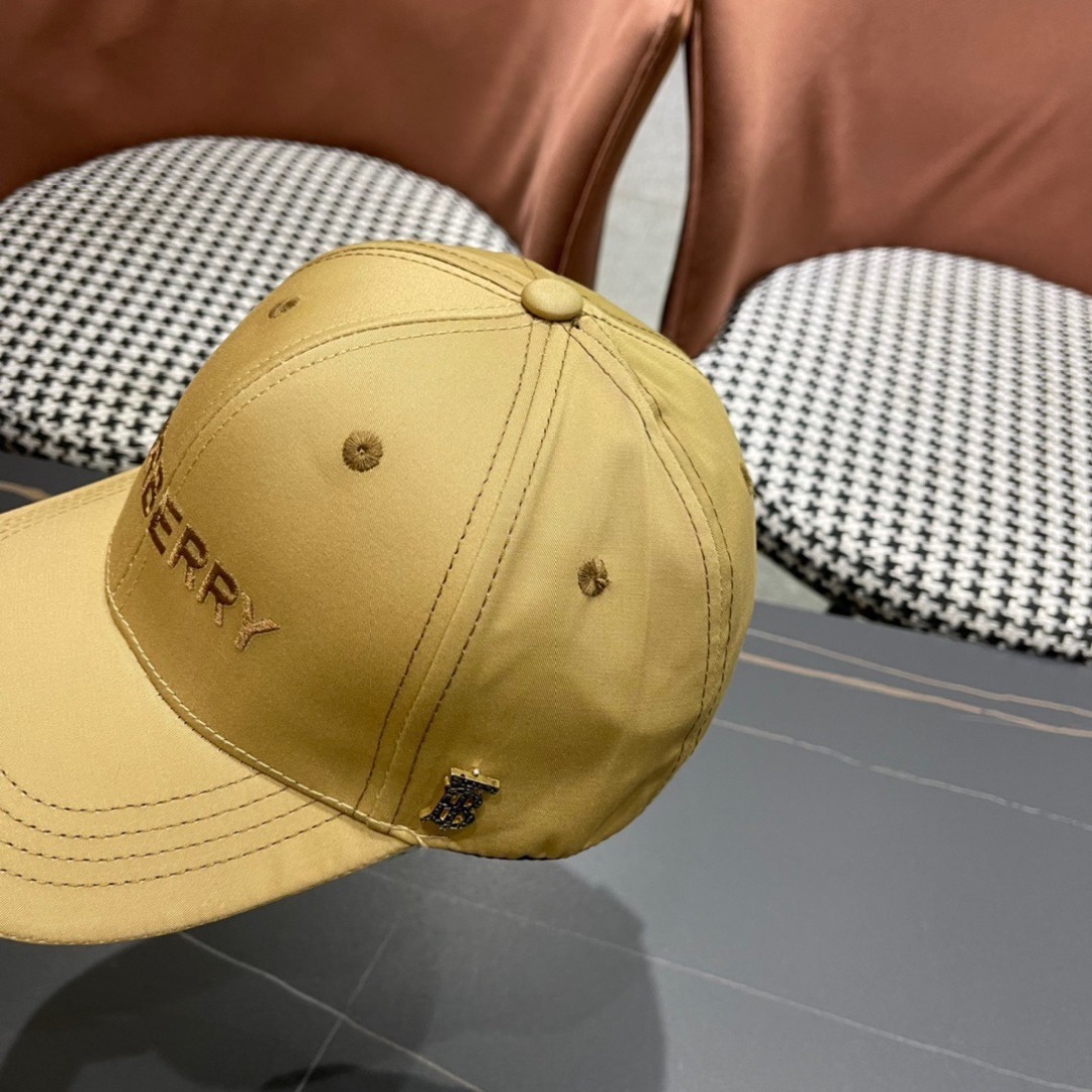 Burberry Baseball Cap - DopestKickz