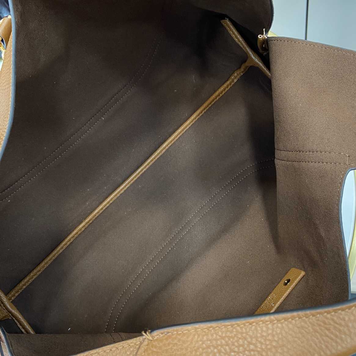 Gucci Softbit Maxi Shoulder Bag - DopestKickz