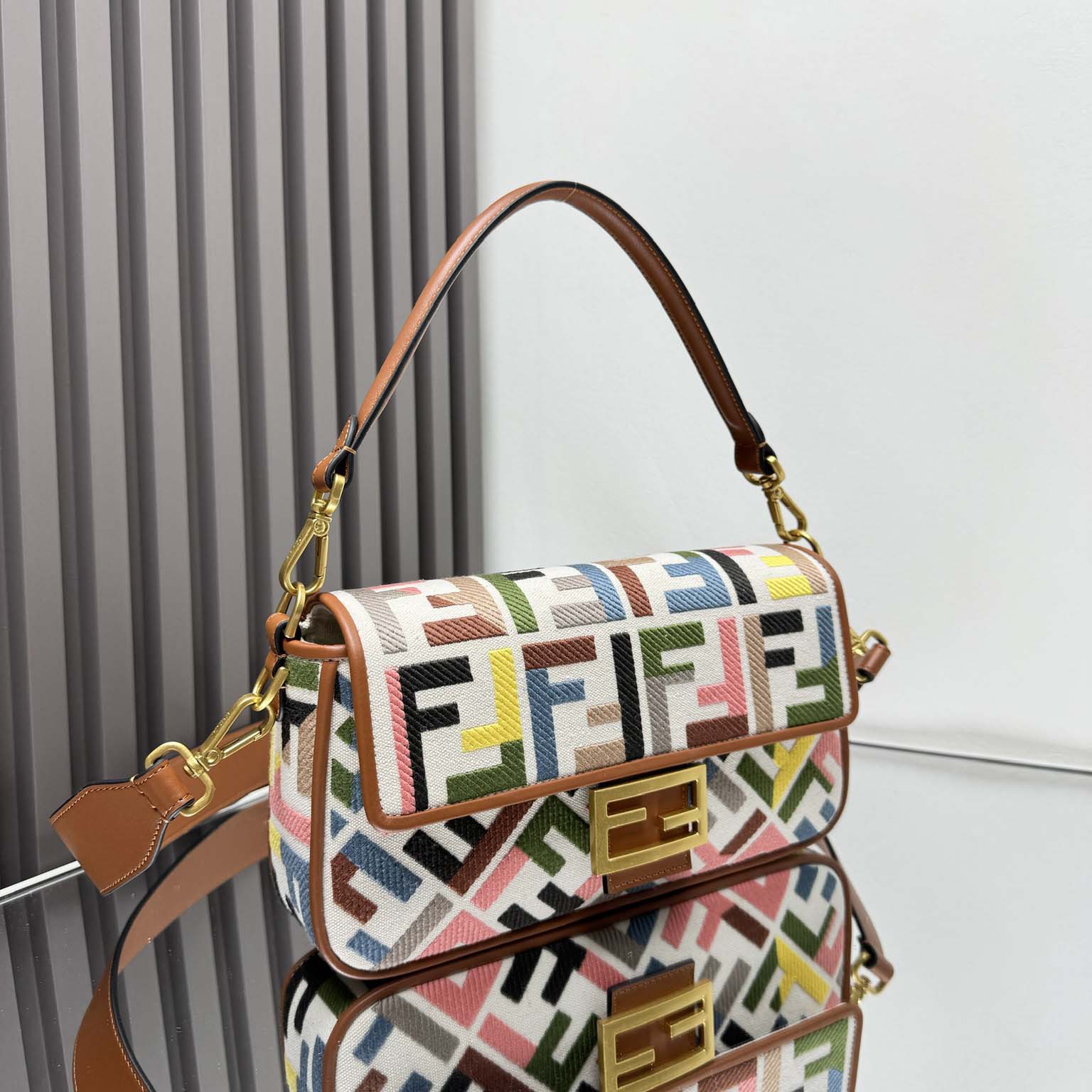 Fendi Baguette Mini  26x13x6cm - DopestKickz