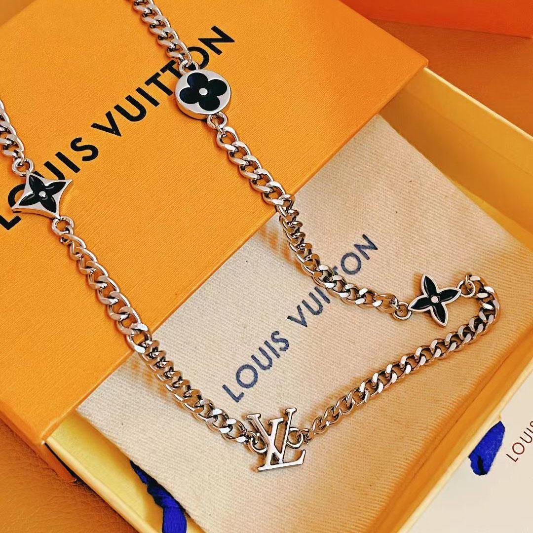 Louis Vuitton LV Spike Charms Necklace  M01717 - DopestKickz