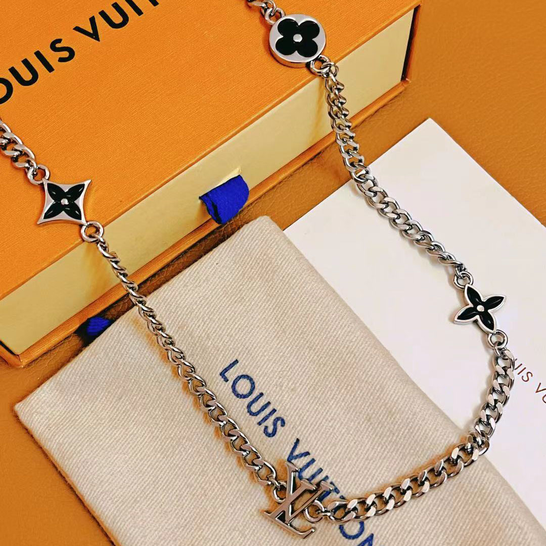 Louis Vuitton LV Spike Charms Necklace  M01717 - DopestKickz