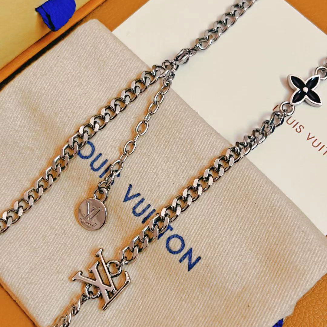 Louis Vuitton LV Spike Charms Necklace  M01717 - DopestKickz