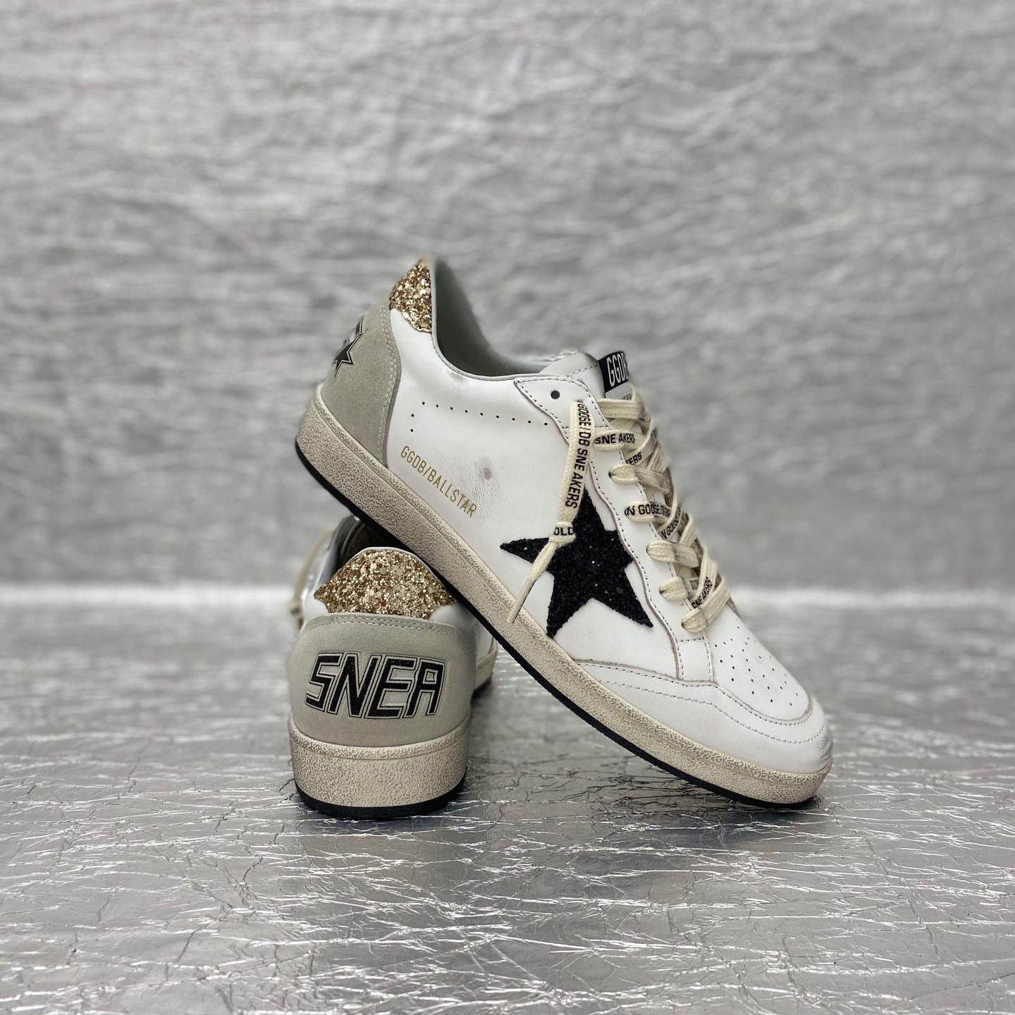 Golden Goose Sneakers - DopestKickz