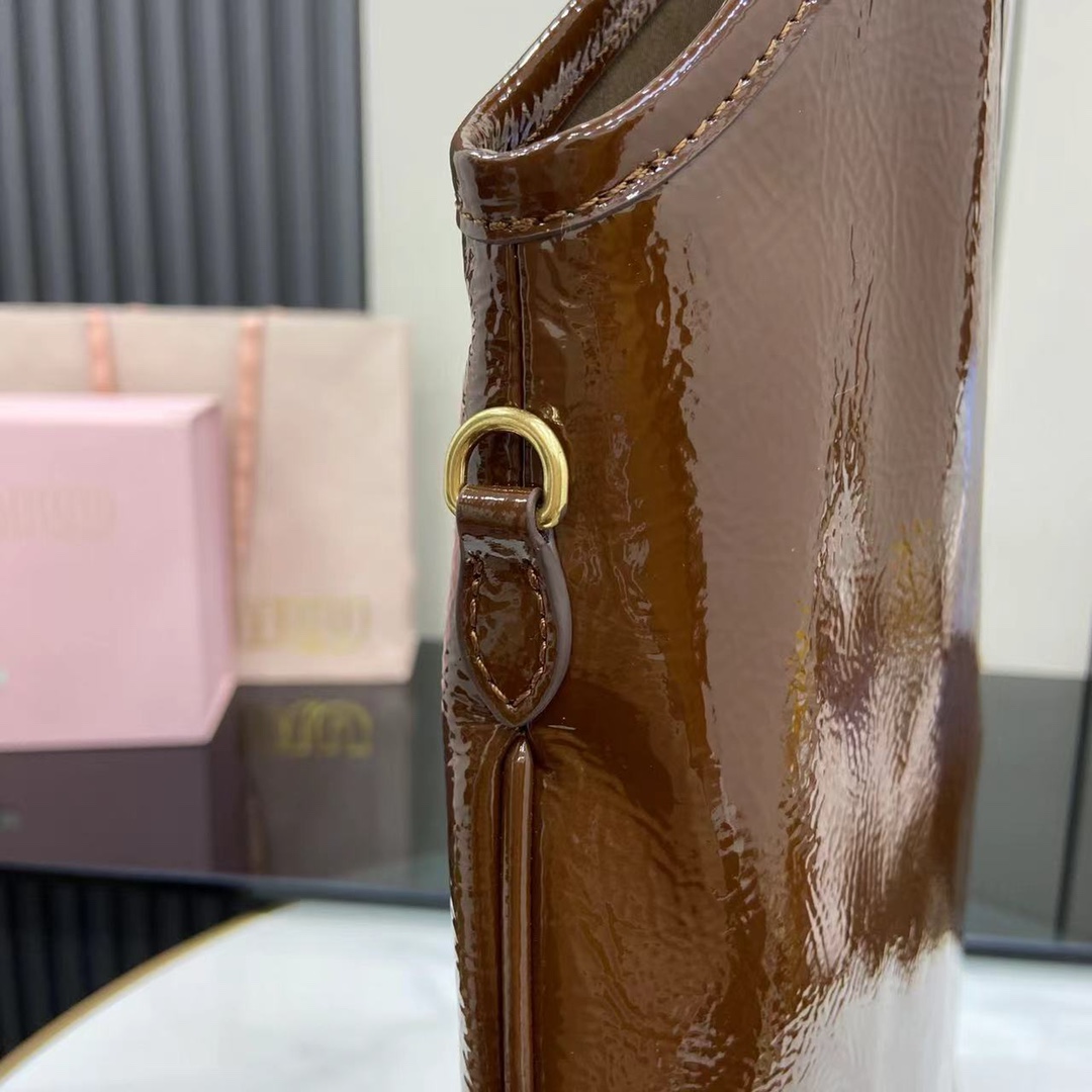 Miu Miu IVY Leather Bag - DopestKickz