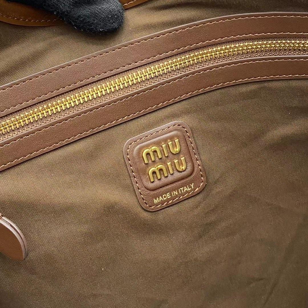 Miu Miu IVY Leather Bag - DopestKickz