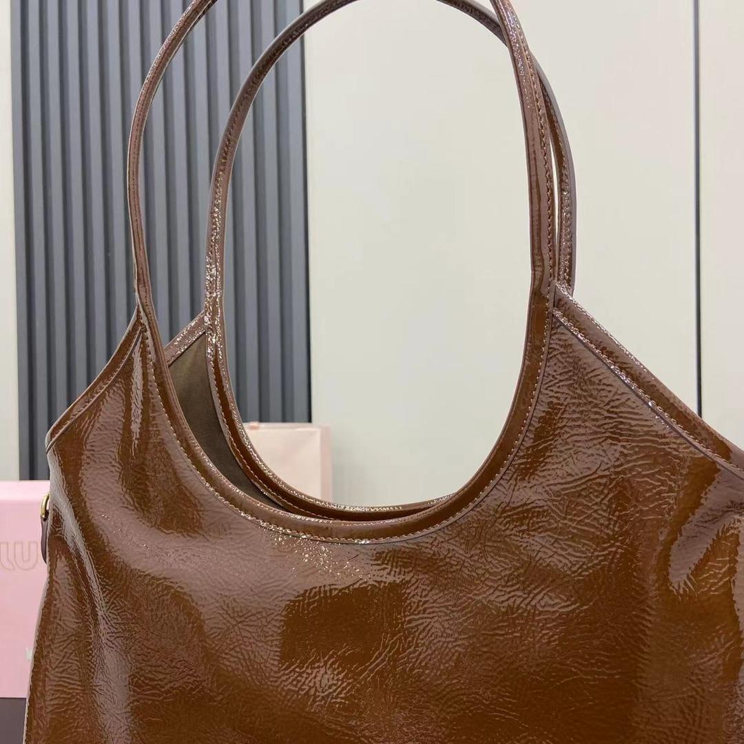 Miu Miu IVY Leather Bag - DopestKickz