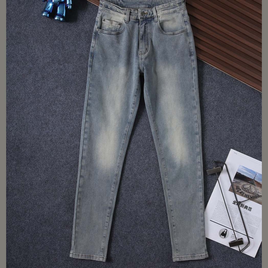 Louis Vuitton Jeans - DopestKickz