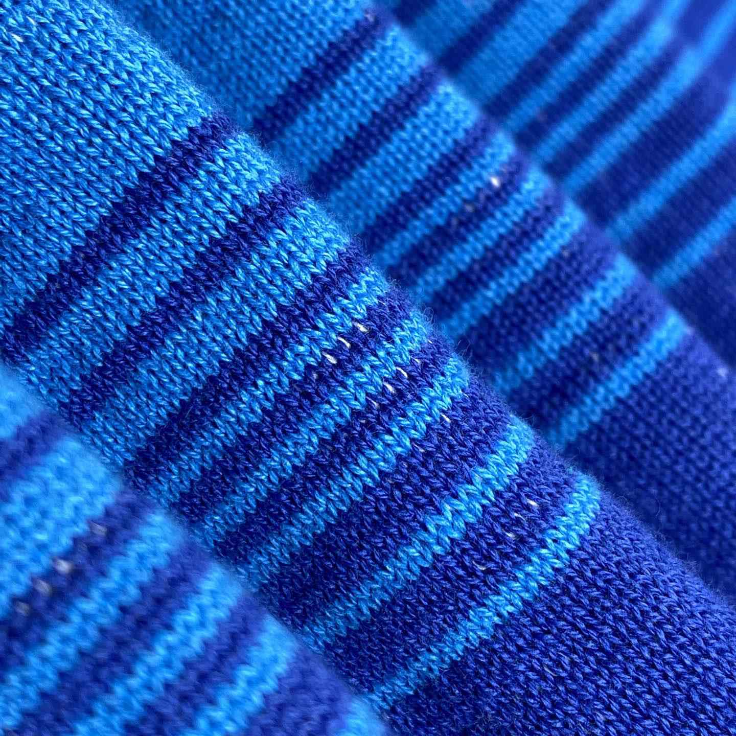 Louis Vuitton Damier Gradient Jacquard Pullover   1AGTL0 - DopestKickz