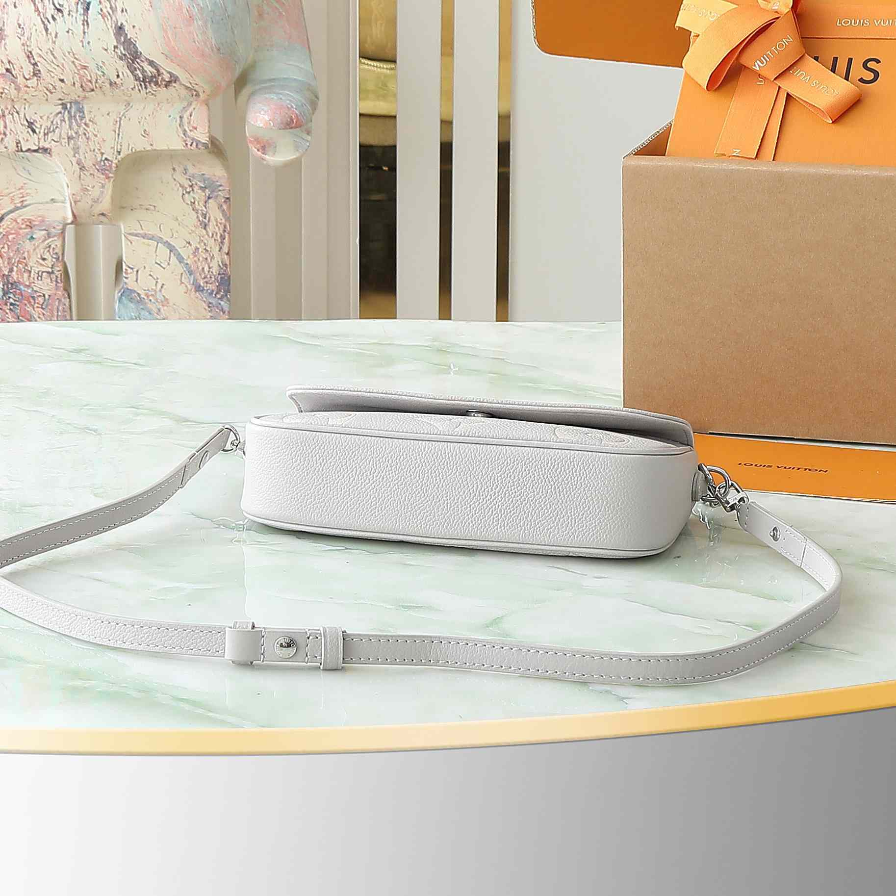 Louis Vuitton Wallet on Chain Ivy    M14225 - DopestKickz