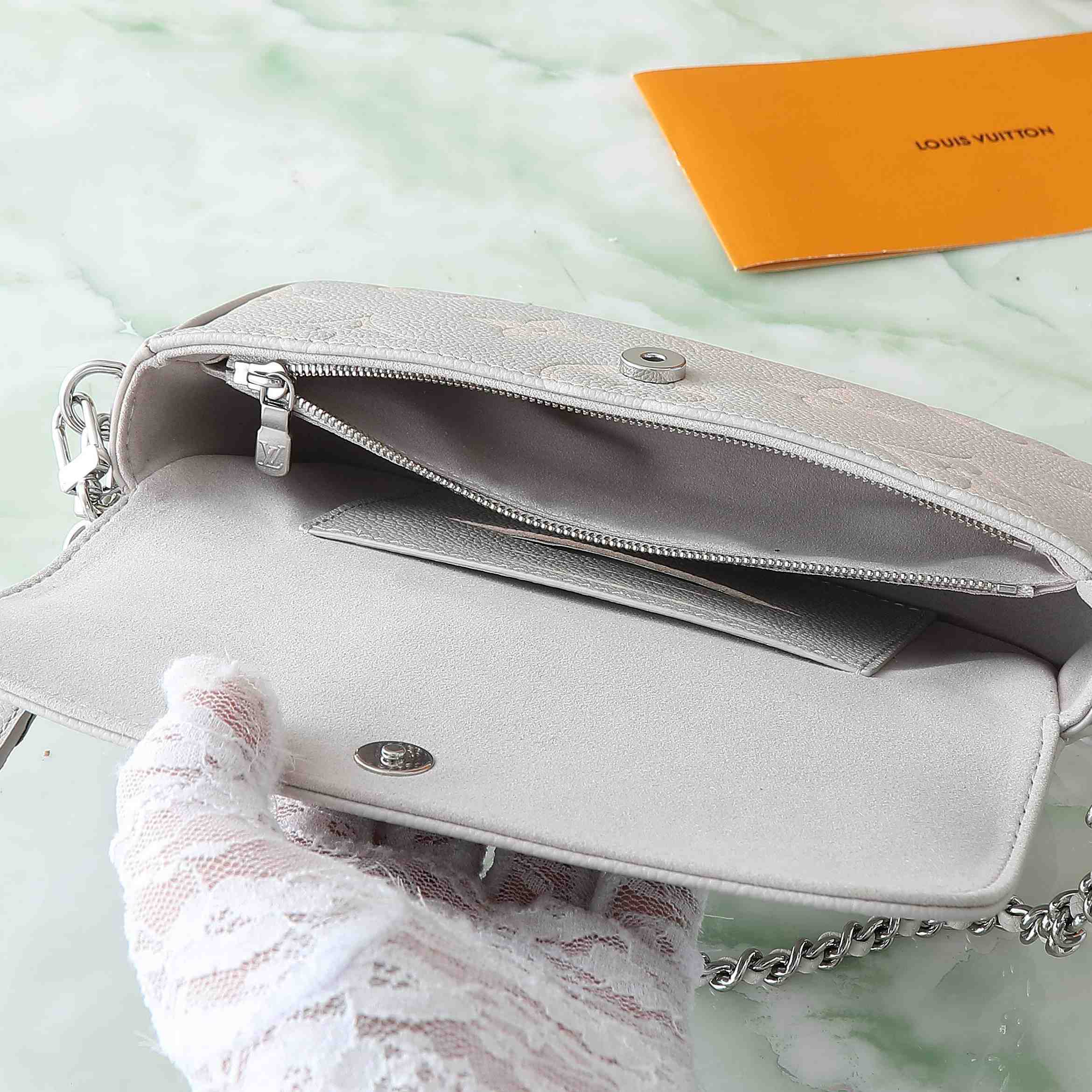 Louis Vuitton Wallet on Chain Ivy    M14225 - DopestKickz