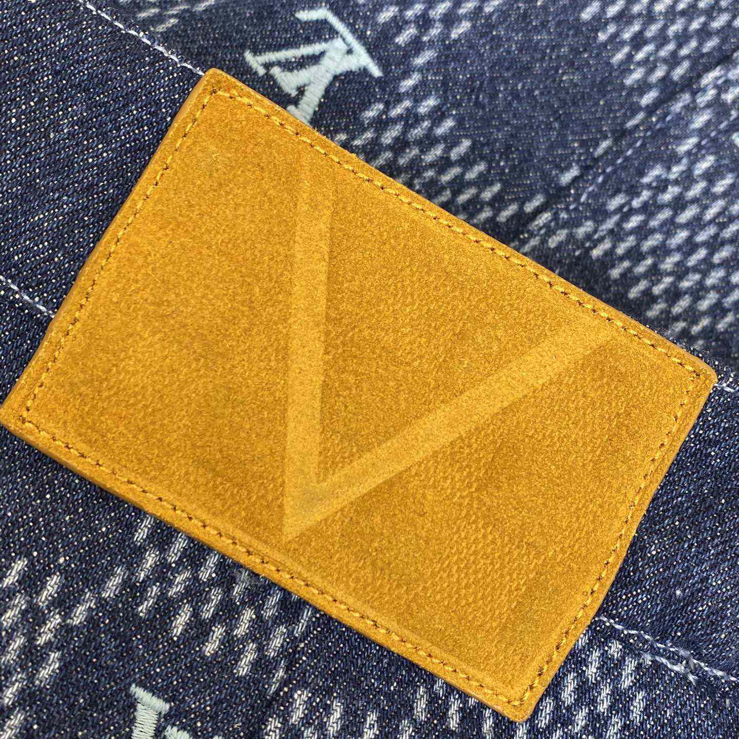 Louis Vuitton Embroidered Damier Denim Shorts  1AFVO5 - DopestKickz