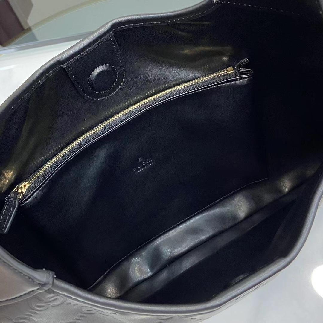 Gucci B Medium Shoulder Bag - DopestKickz