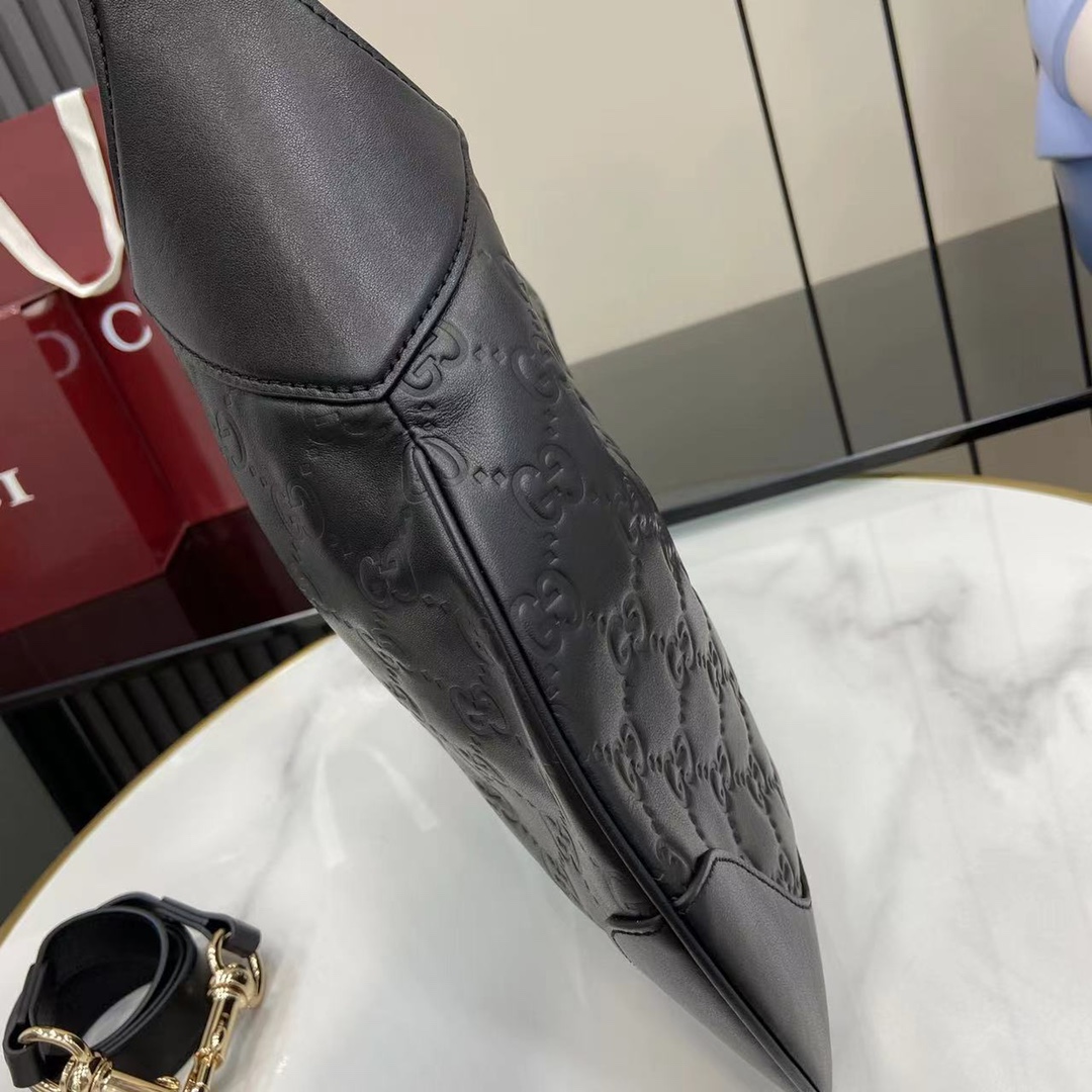 Gucci B Medium Shoulder Bag - DopestKickz