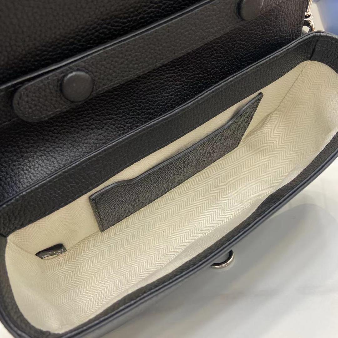 Gucci Small Crossbody Bag With Hook Closure - DopestKickz