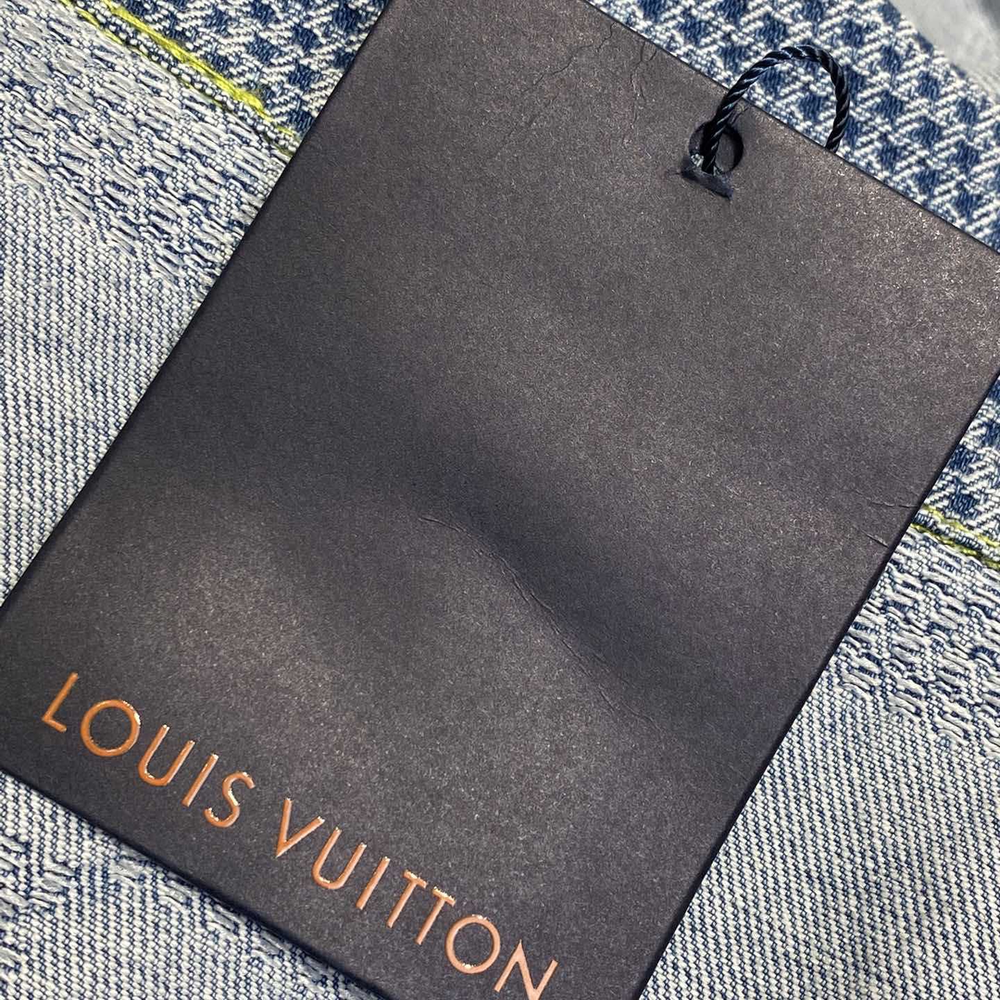 Louis Vuitton Damier Short-Sleeved Chambray Shirt   - DopestKickz