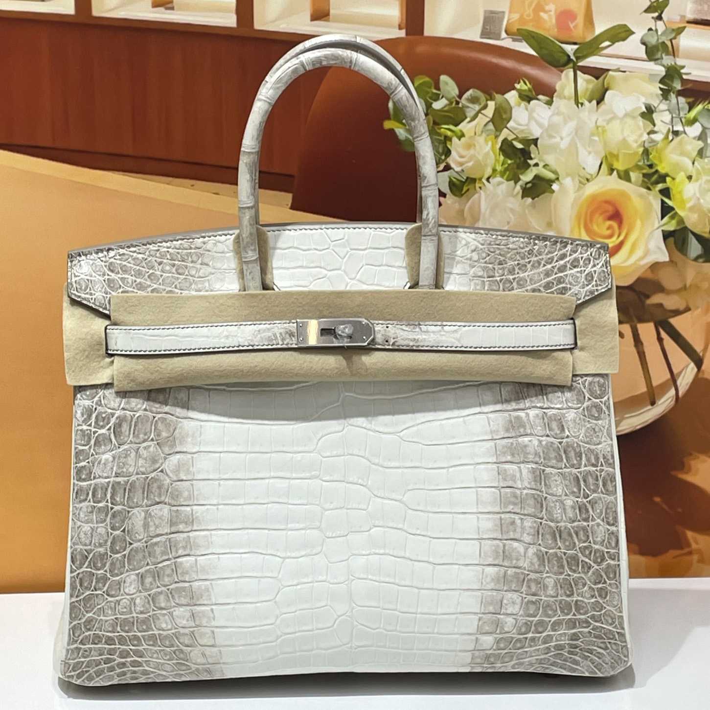 Hermes Birkin Crocodile White   35cm - DopestKickz
