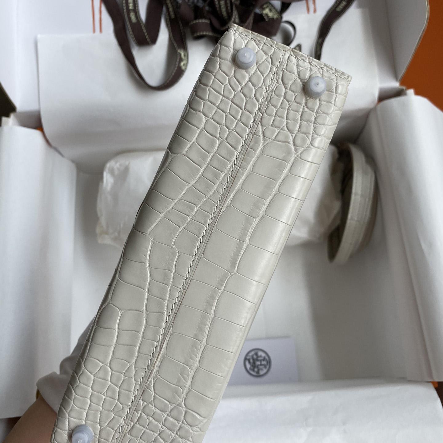 Hermes Mini Kelly 19 - DopestKickz