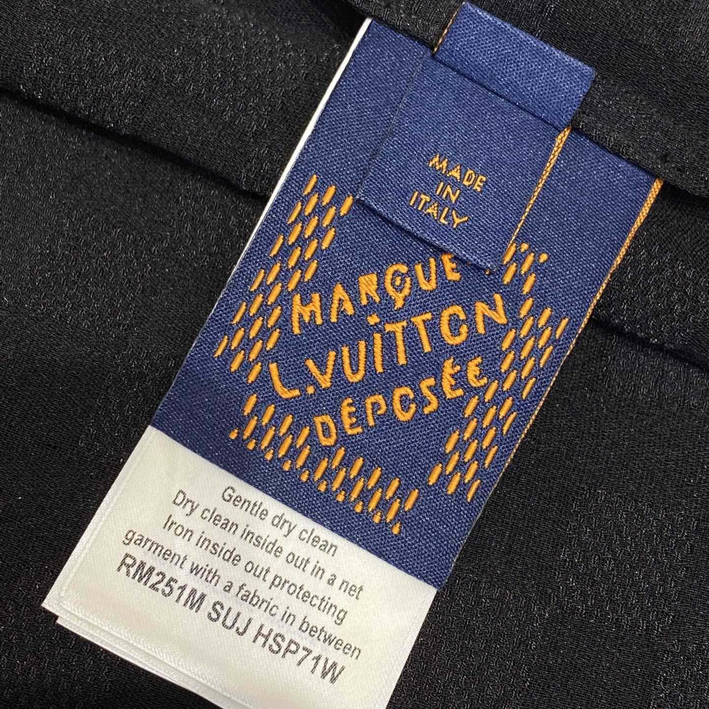 Louis Vuitton Graphic Jacquard Fluid Shorts  1AHCD5 - DopestKickz