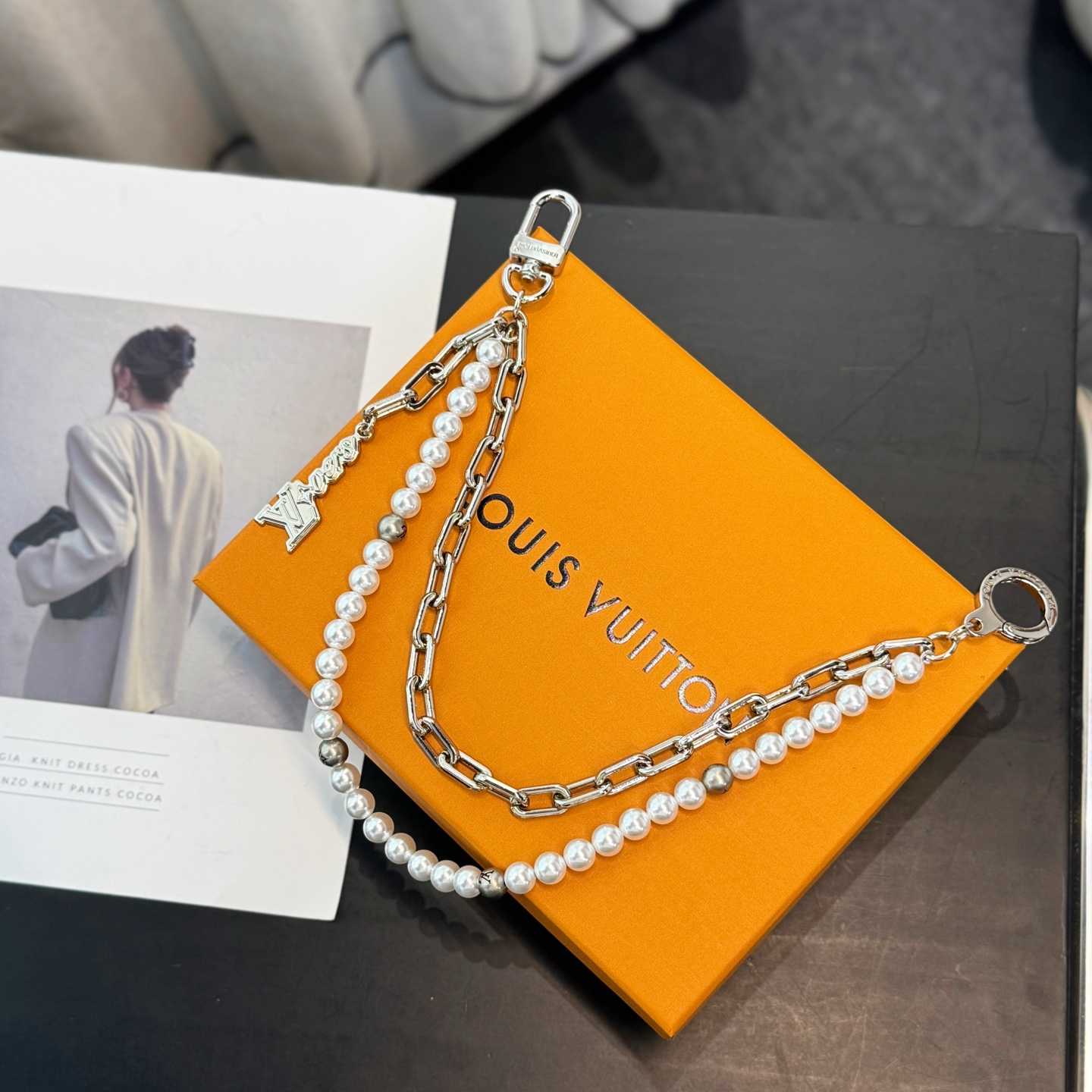 Louis Vuitton Pearls Chain Belt and Bag Charm  M02606 - DopestKickz