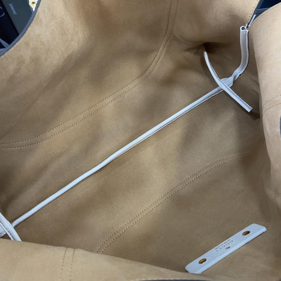 Gucci Softbit Maxi Shoulder Bag - DopestKickz