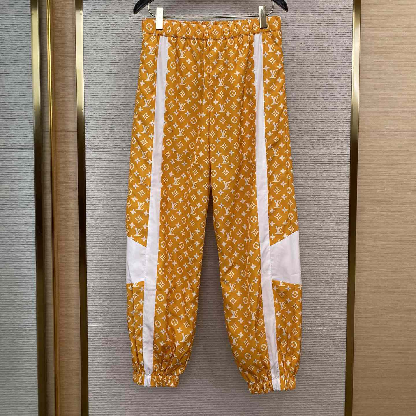 Louis Vuitton Monogram Printed Technical Track Pants   1AFWQM - DopestKickz