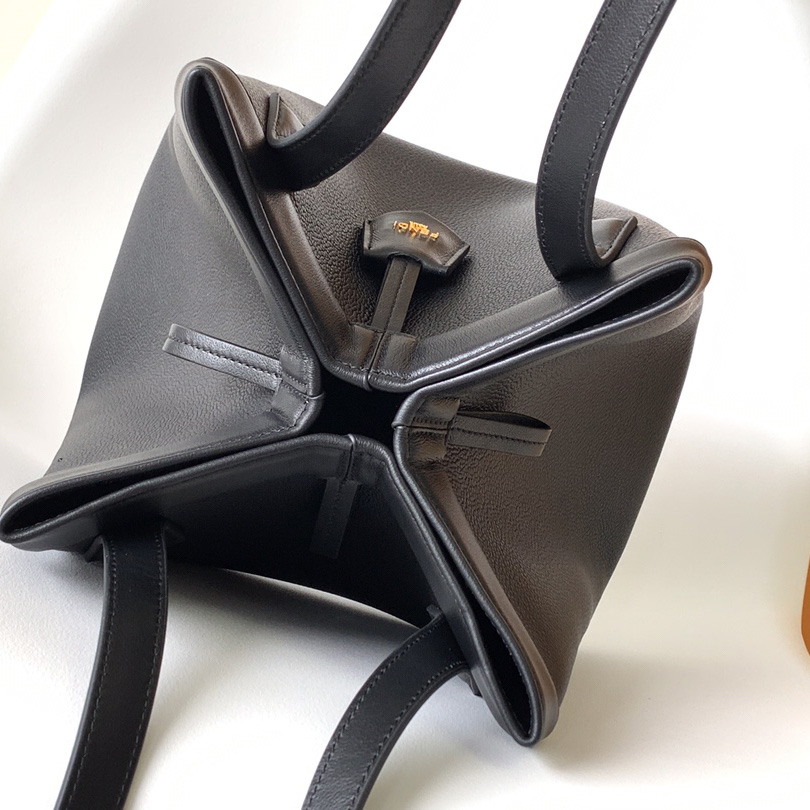 Fendi Origami Medium Black Leather Bag  - DopestKickz