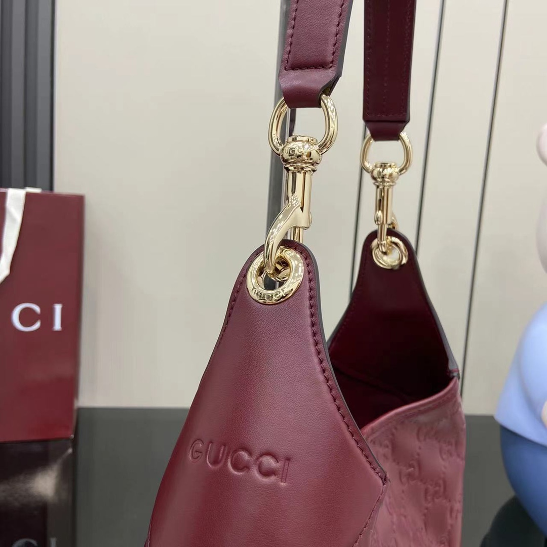 Gucci B Medium Shoulder Bag - DopestKickz