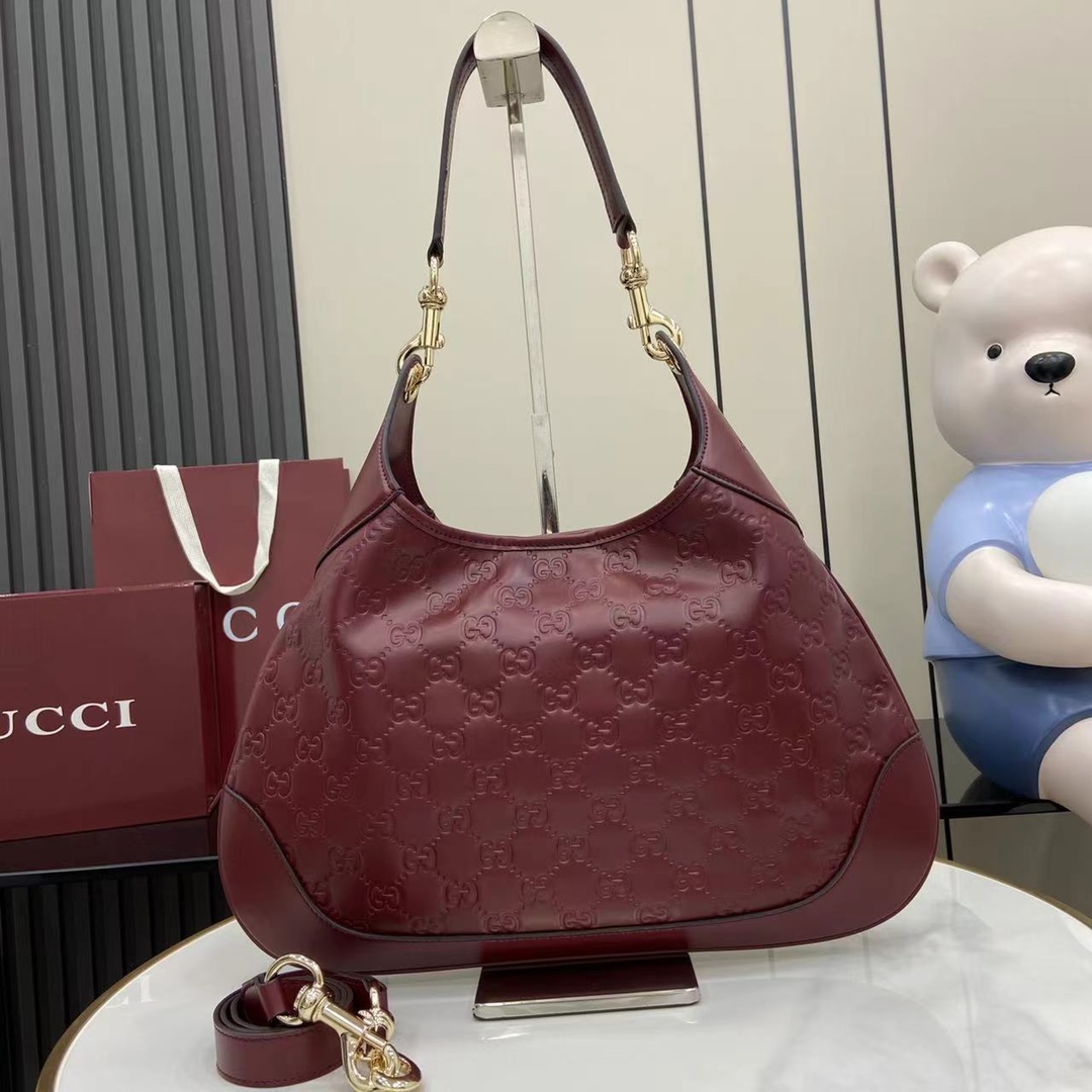 Gucci B Medium Shoulder Bag - DopestKickz
