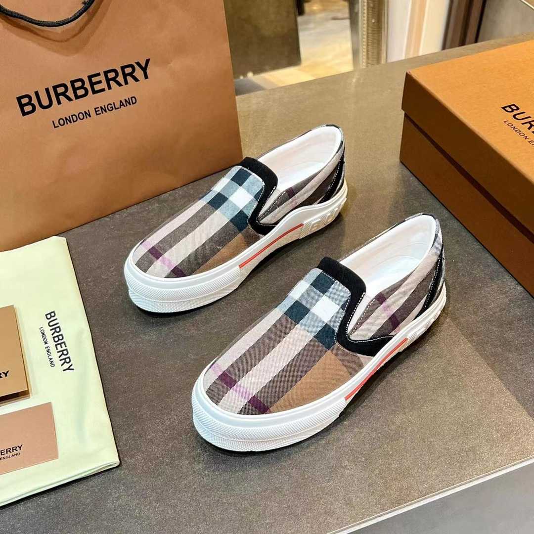 Burberry Slip On Sneakers - DopestKickz