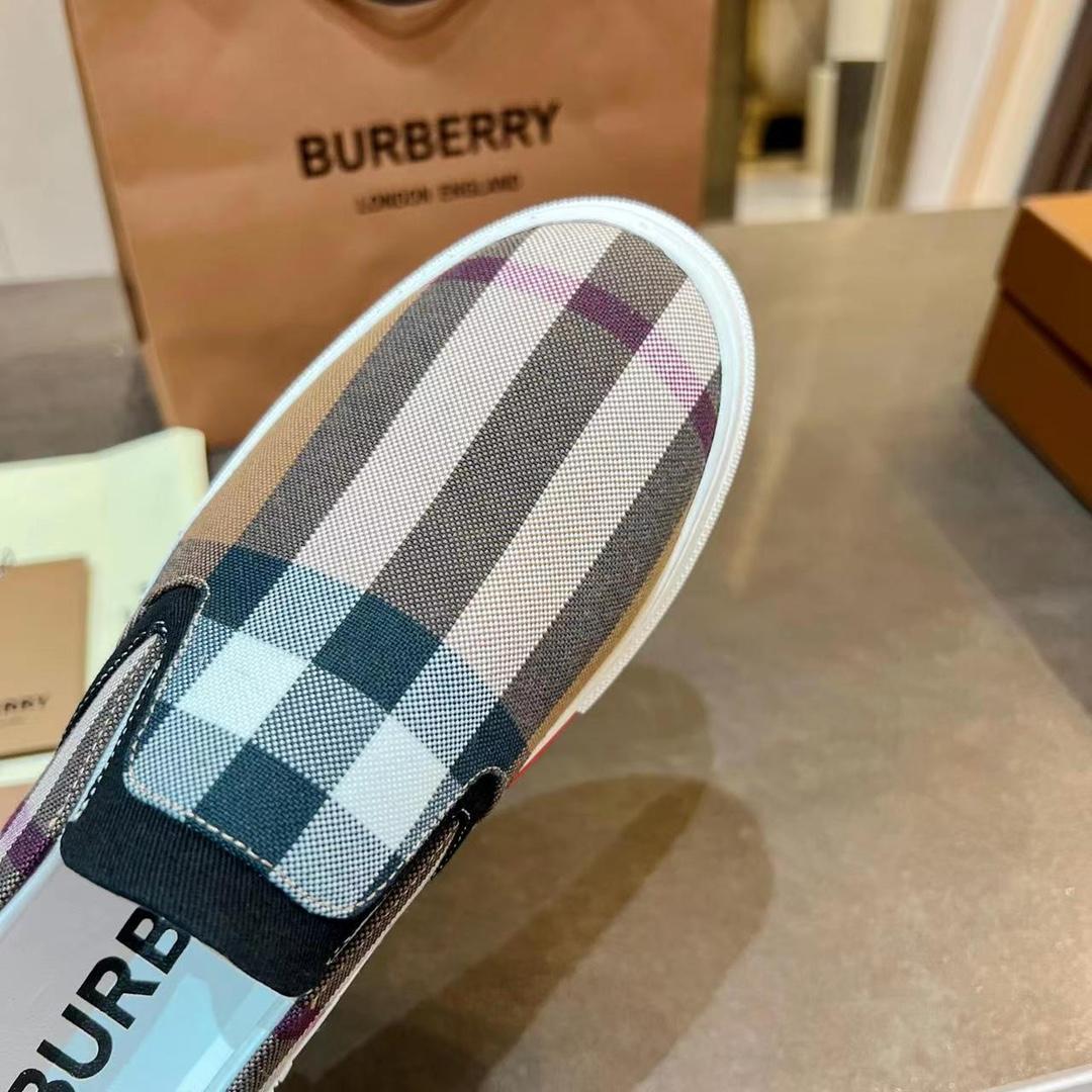 Burberry Slip On Sneakers - DopestKickz