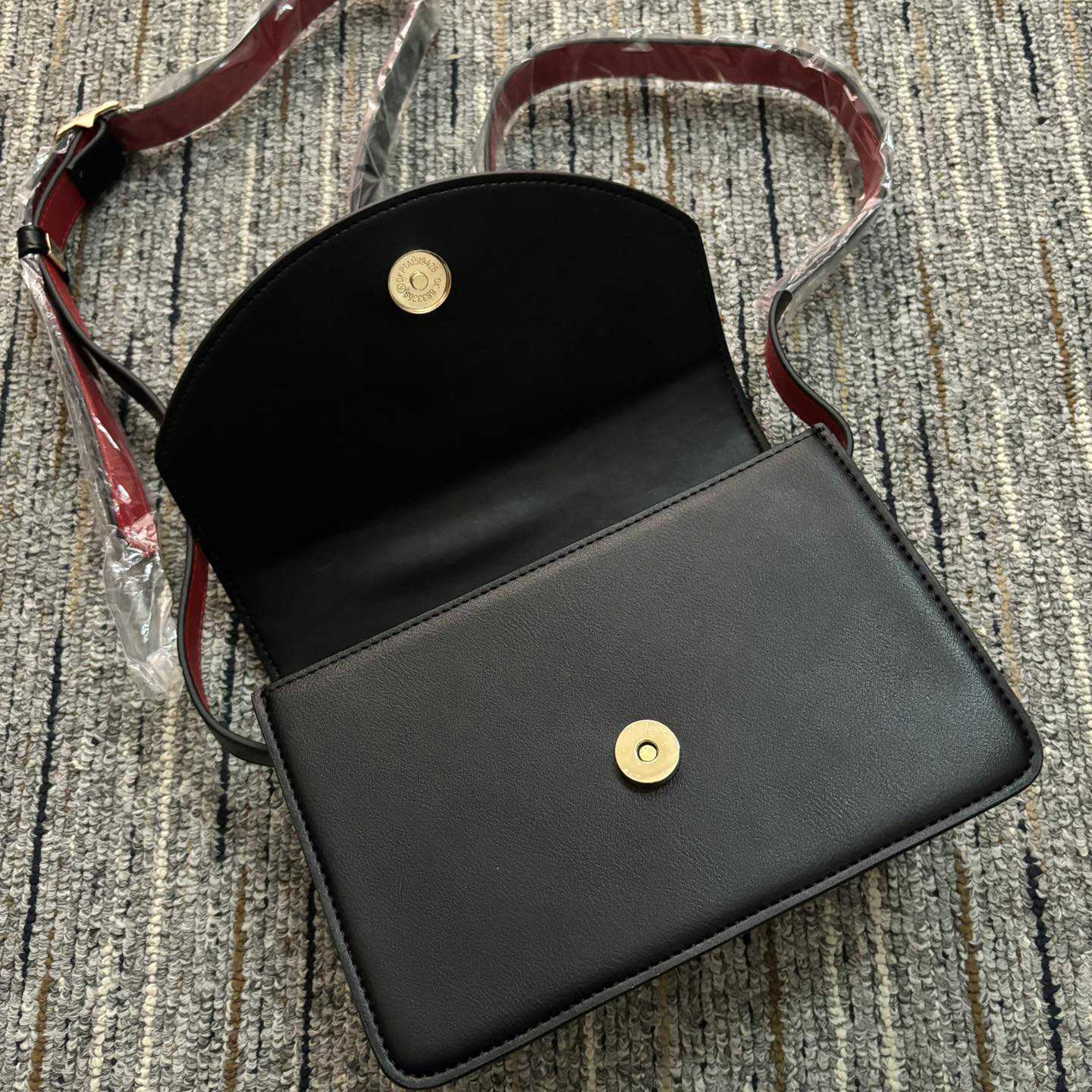 Christian Louboutin Crossbody Bag  (20-14-6.5cm) - DopestKickz