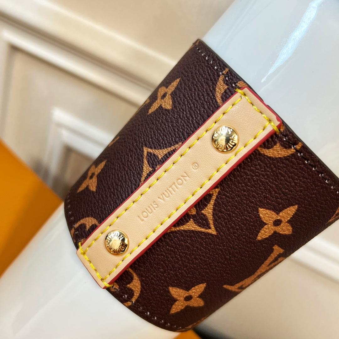 Louis Vuitton Cup Louis - DopestKickz