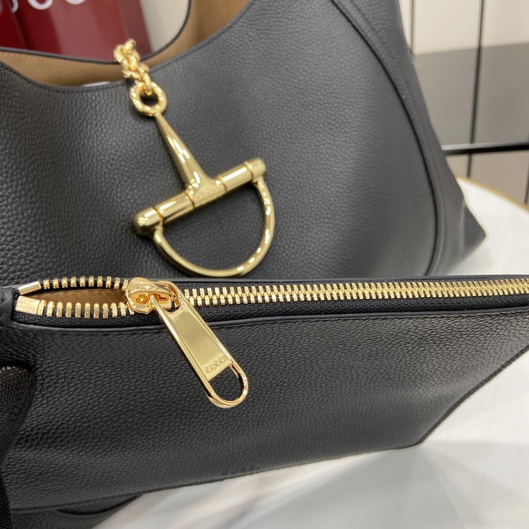 Gucci Softbit Maxi Shoulder Bag - DopestKickz