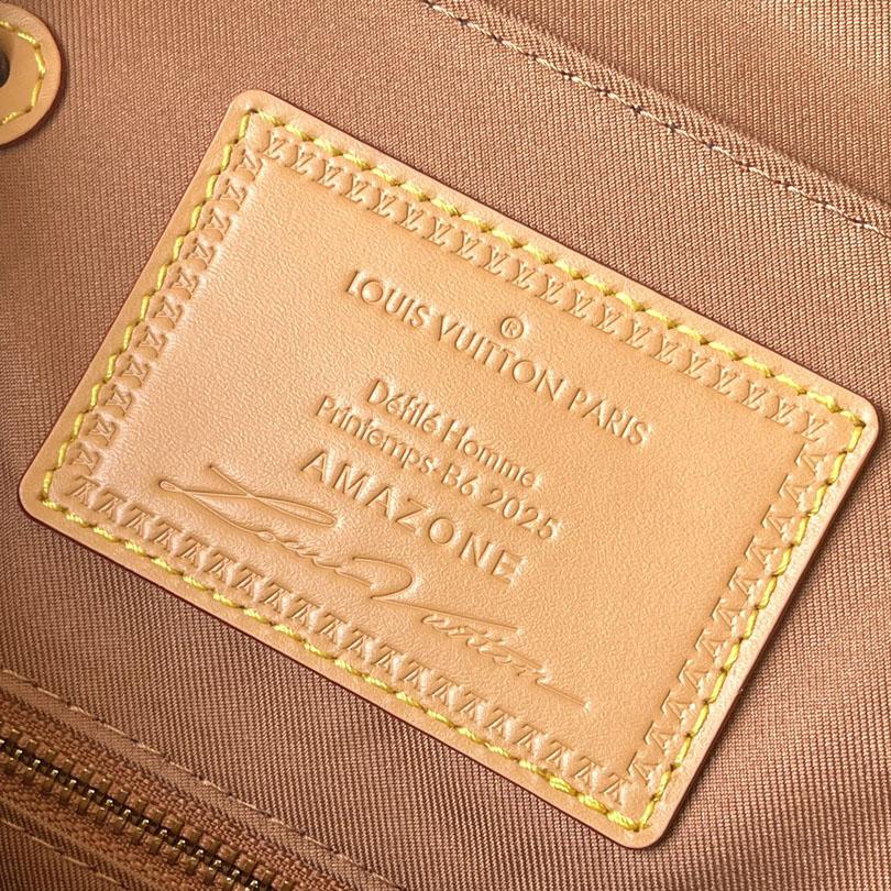 Louis Vuitton Christopher MM   M14038 - DopestKickz