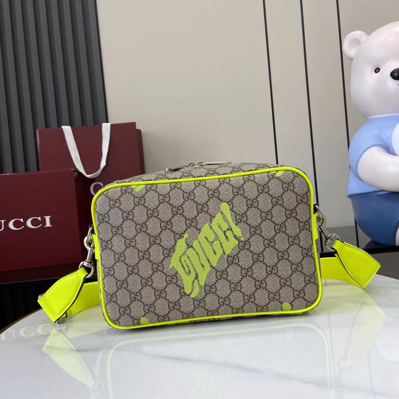 Gucci Medium Crossbody Bag With Print - DopestKickz